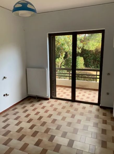 Photo 347279163