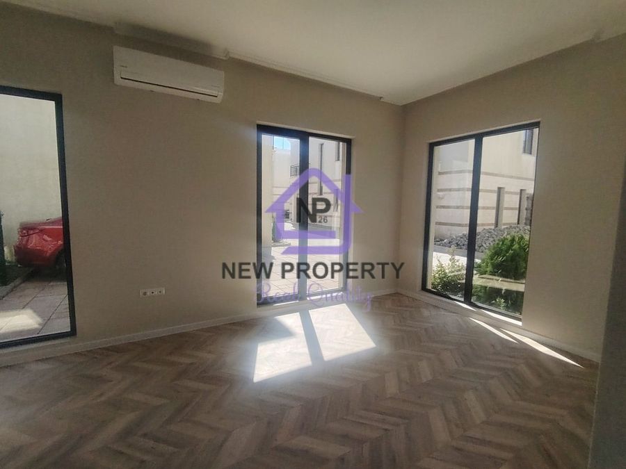 Снимка 347376180