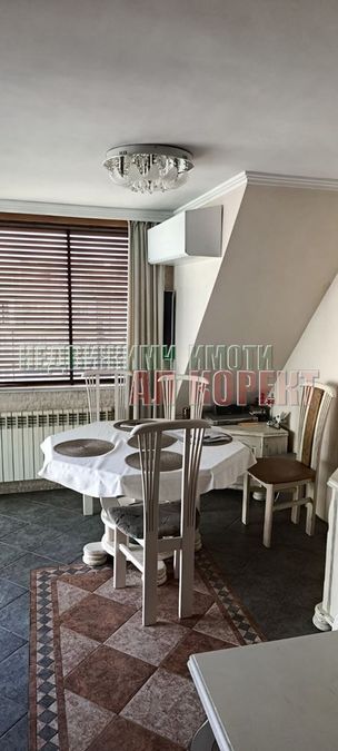 Снимка 348043797