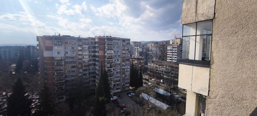 Снимка 348161136