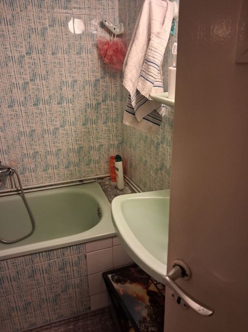 Photo 348456441