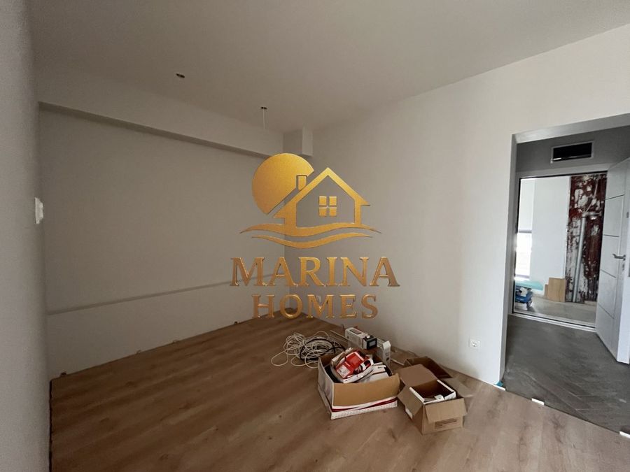 Снимка 348609528