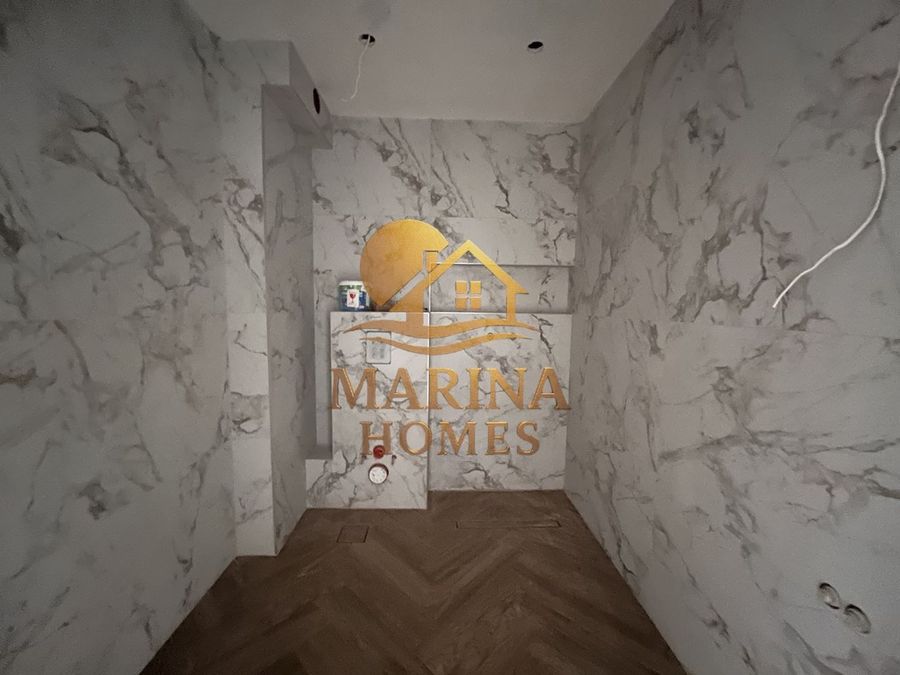 Снимка 348609531