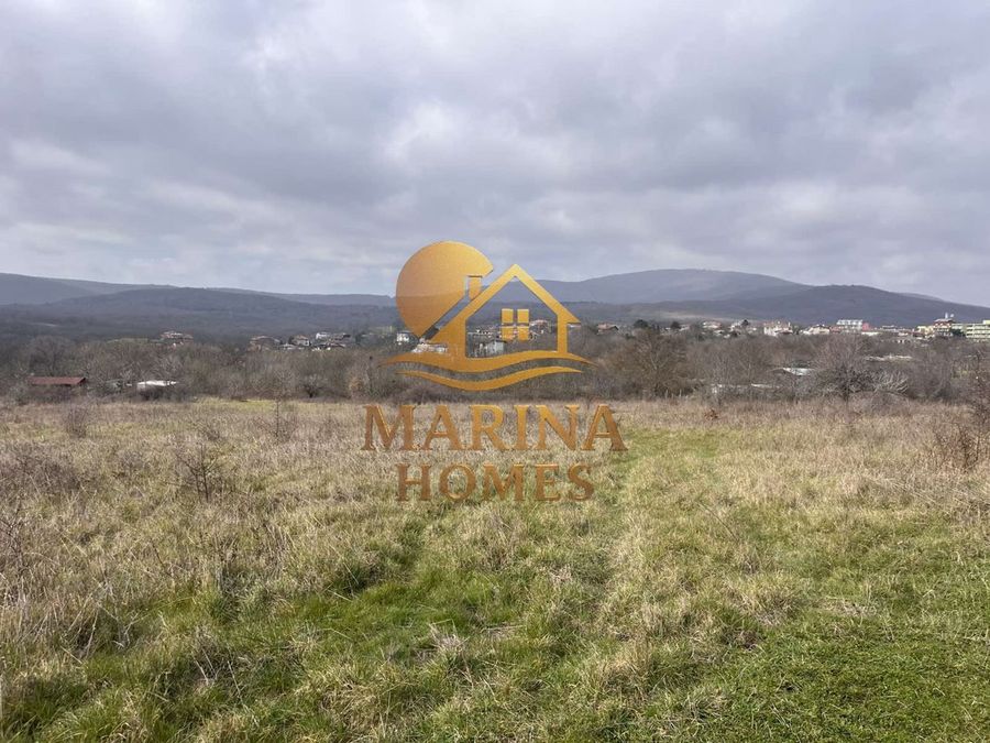 Снимка 348609540