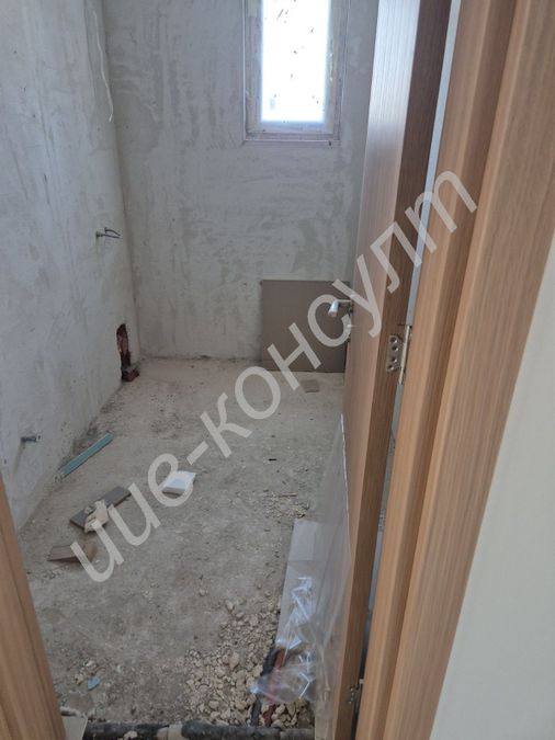 Снимка 348645618