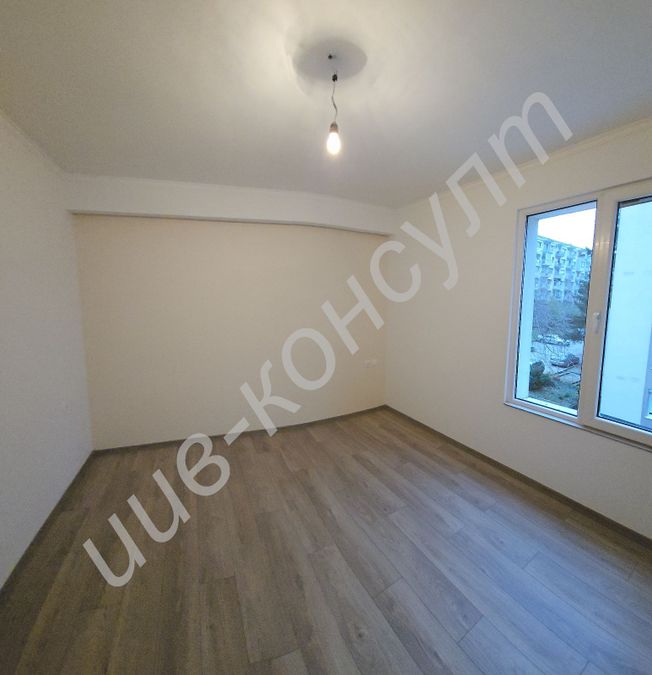 Снимка 348648897