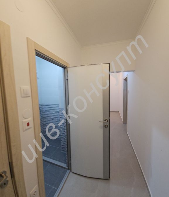 Снимка 348648915