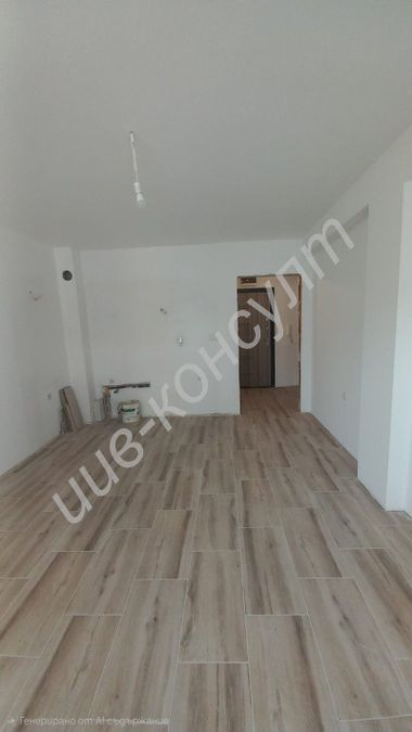 Снимка 348687102