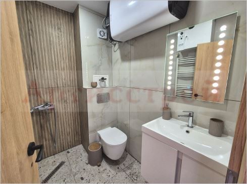 Снимка 349465755