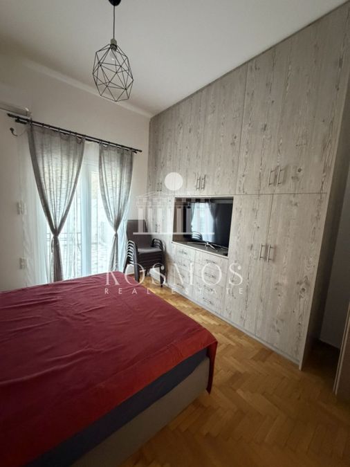 Photo 349720353