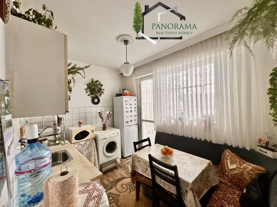 Снимка 349850121