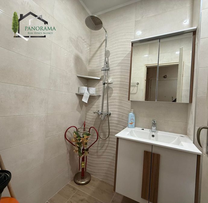 Снимка 349850136