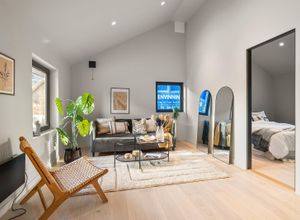 Снимка 349892652