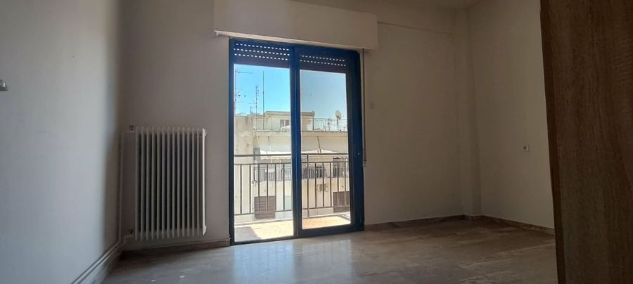 Photo 349906623