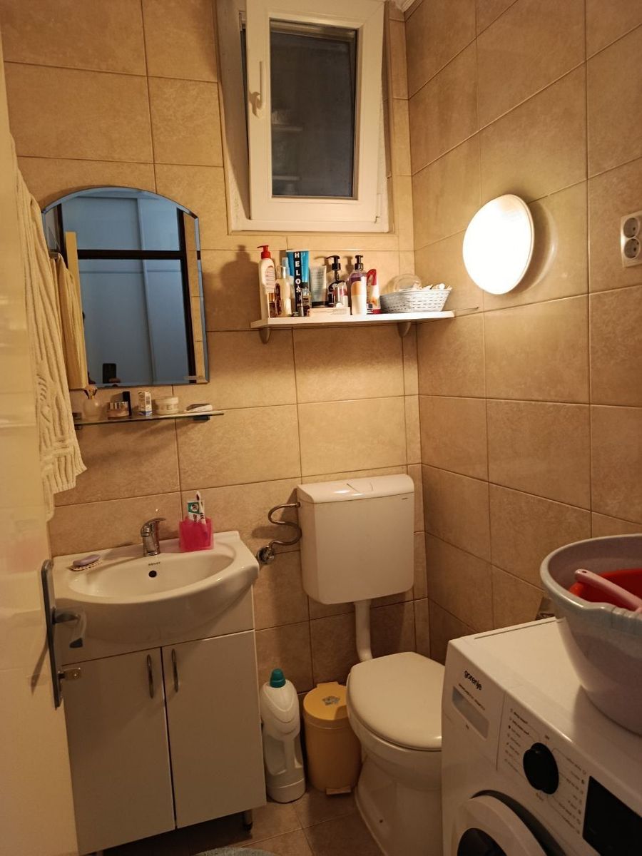 Luxurious 3-Bedroom Apartment for Sale in Bar, Montenegro 6