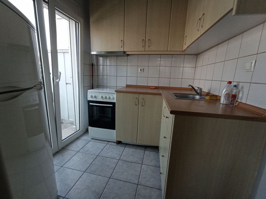 Photo 351248682