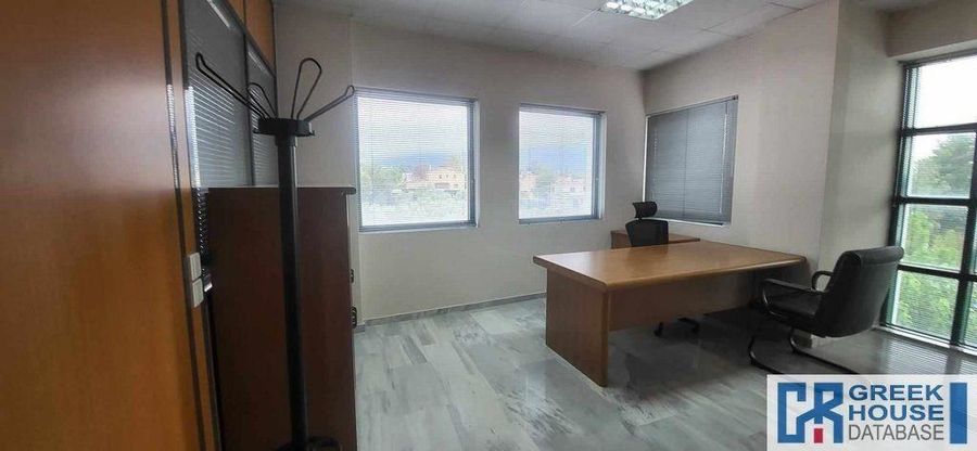 Photo 351474678