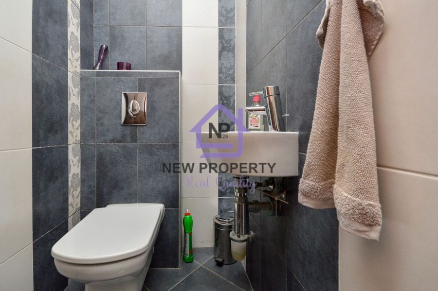 Снимка 351854031