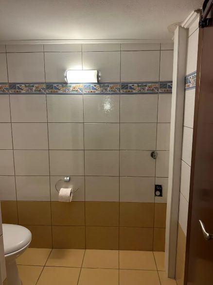 Photo 352174785