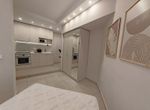 Photo 352647126