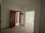 Photo 352667679