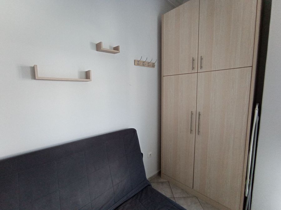 Photo 352774317
