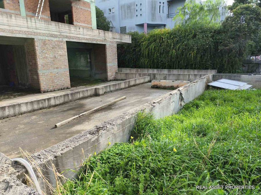 Photo 352777965