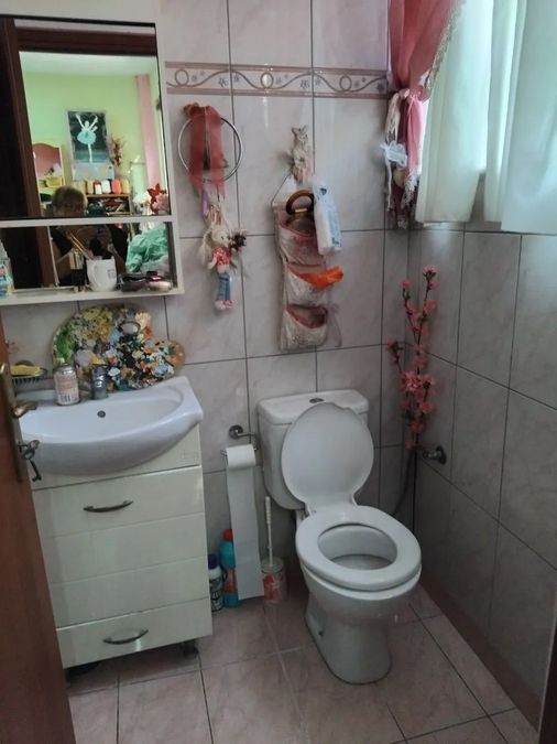 Photo 352782720