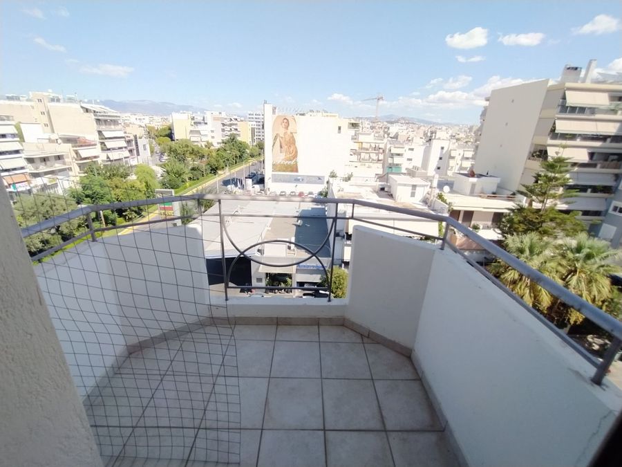 Photo 352801521