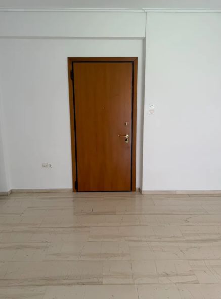 Photo 352986663