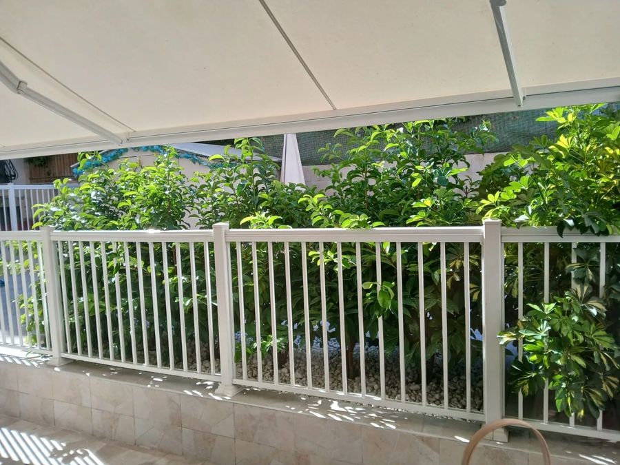 Photo 353073798