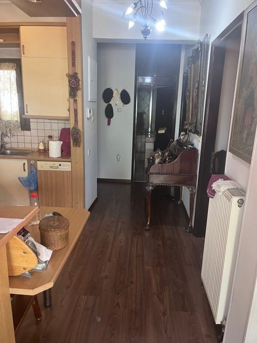 Photo 353172672