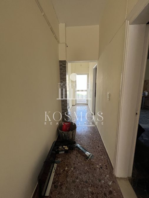 Photo 353199186