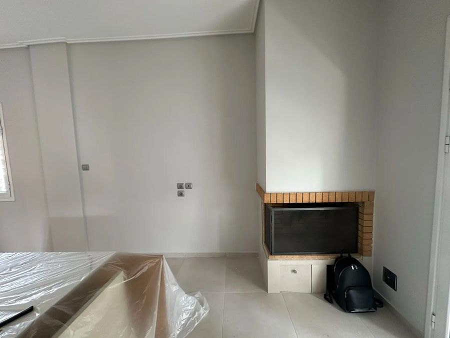 Photo 353337792