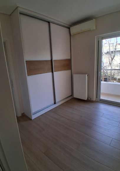 Photo 353371614