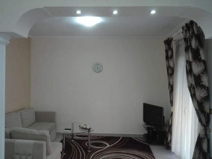 Photo 353563383