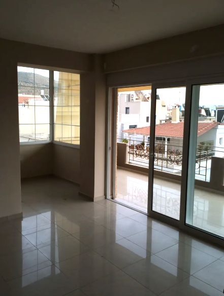 Photo 353565735