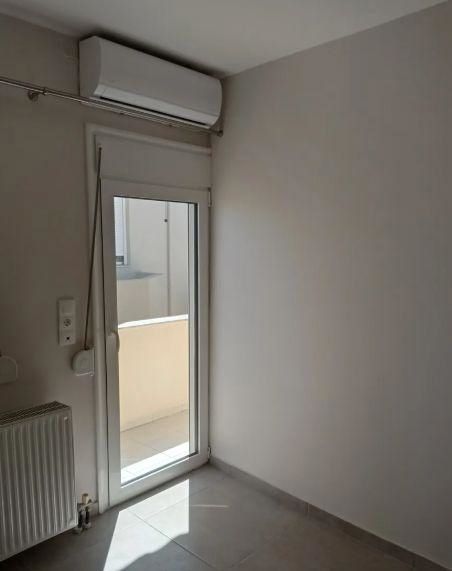 Photo 353729574