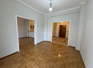 Apartamento T2 em Campo de Ourique, Lisboa