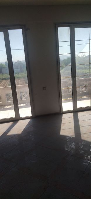 Photo 354098700
