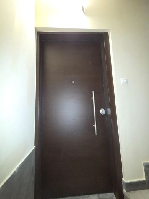 Photo 354323748