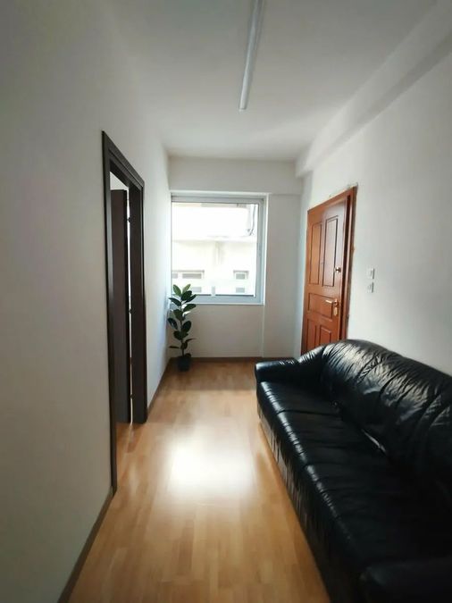 Photo 354325377