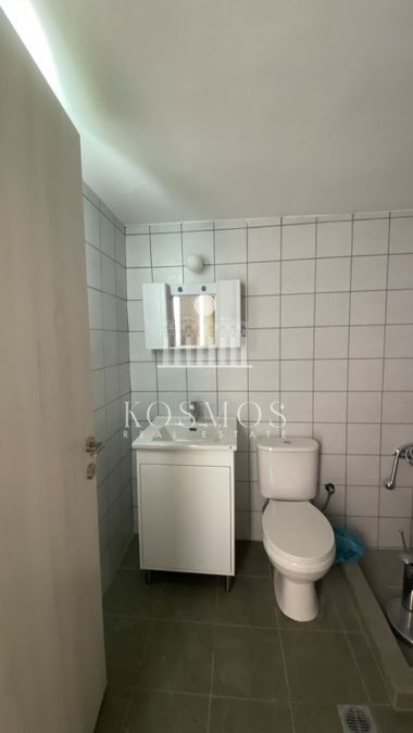 Photo 354628854