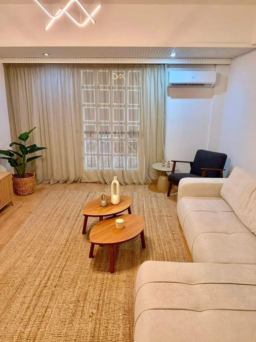 Photo 354671478