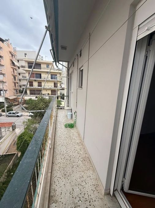 Photo 354677499