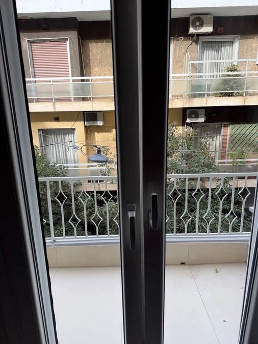 Photo 354834993