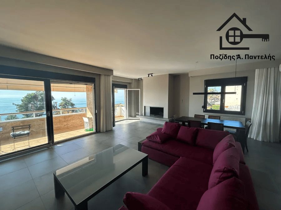 Photo 355048134