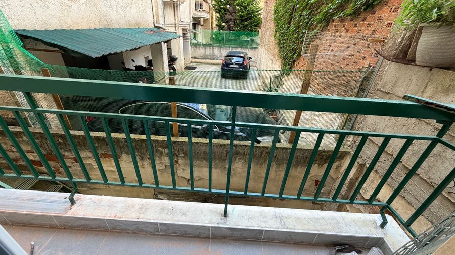 Photo 355094775