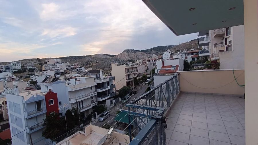 Photo 355240722