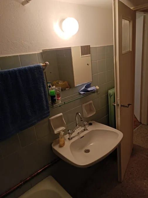 Photo 355255827